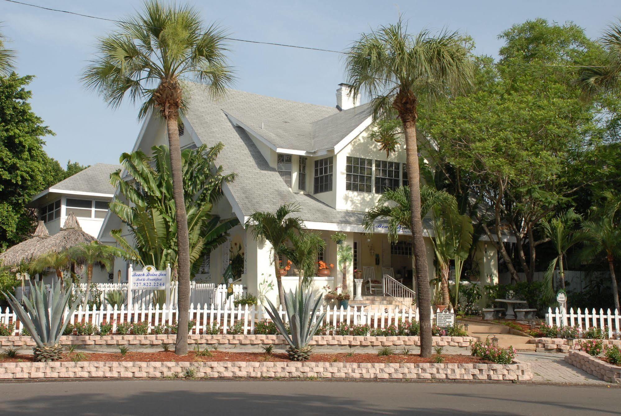 Beach Drive Inn St. Petersburg Exterior photo